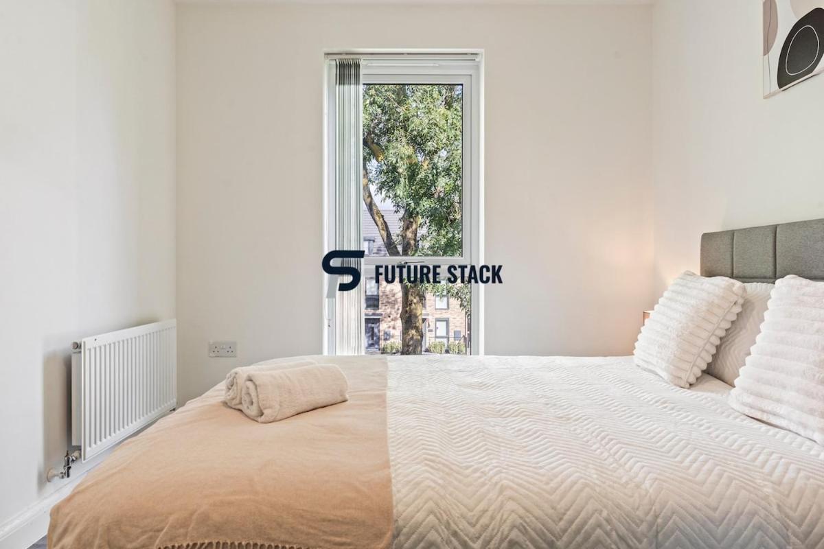 Elegant 2-bed With Tranquil Garden Area Birmingham
